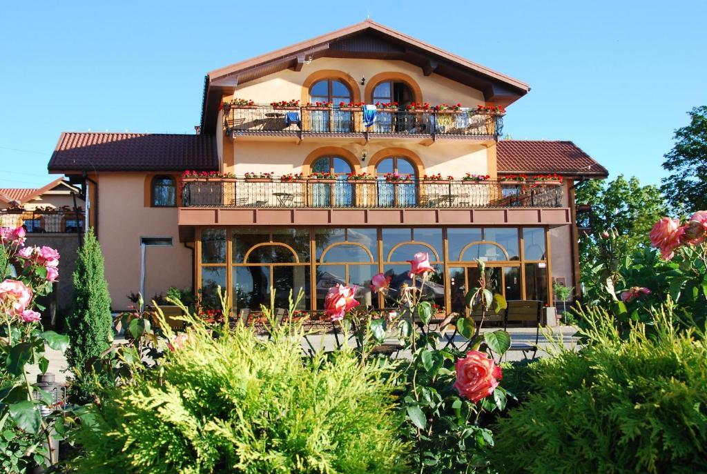 Hotel Ros Pisz Exterior foto