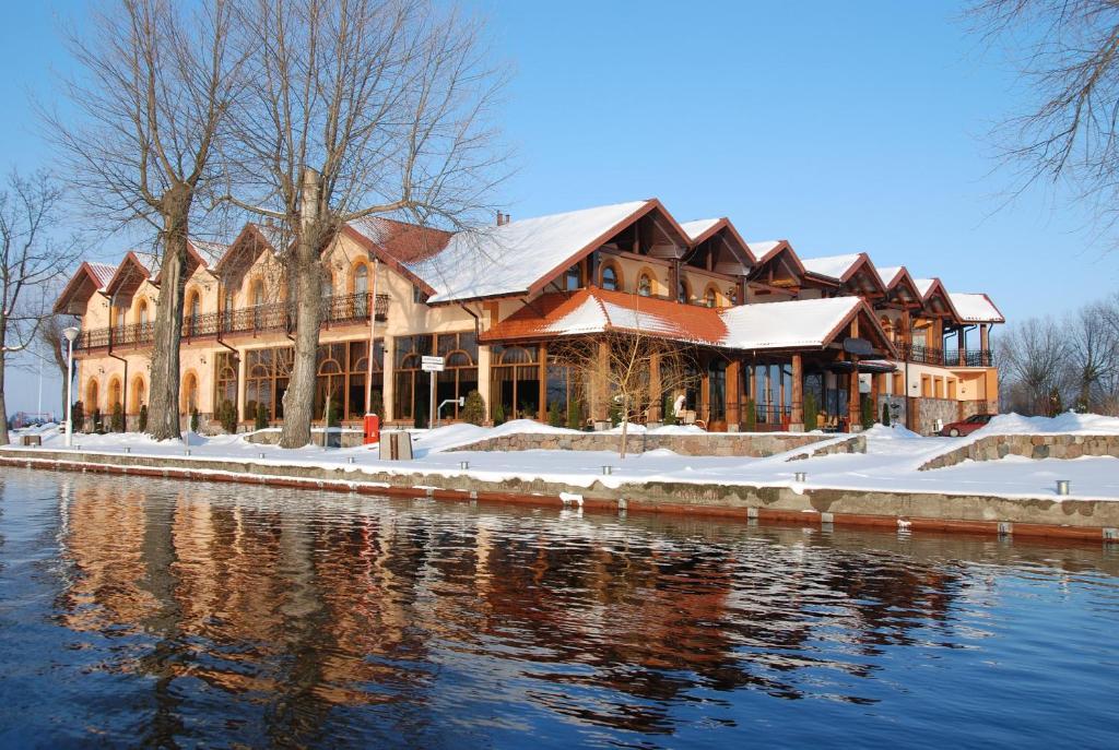 Hotel Ros Pisz Exterior foto